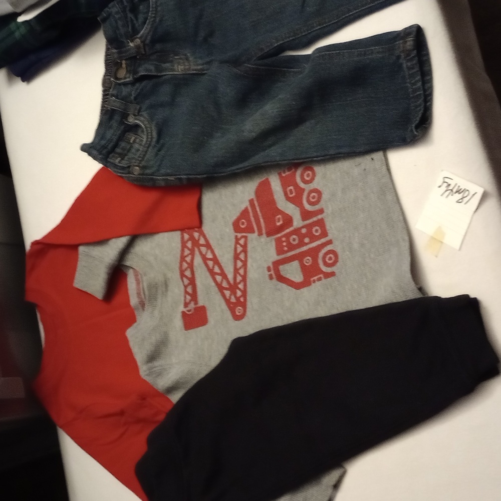 Boys 18mth bundle A3